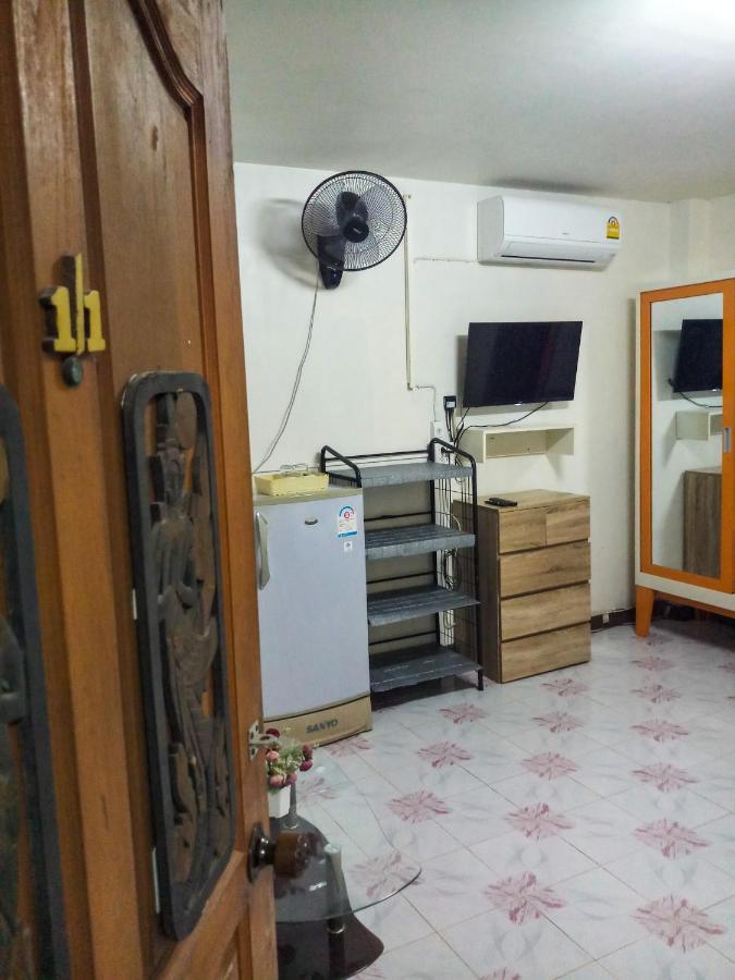 Kata Lina Guesthouse エクステリア 写真