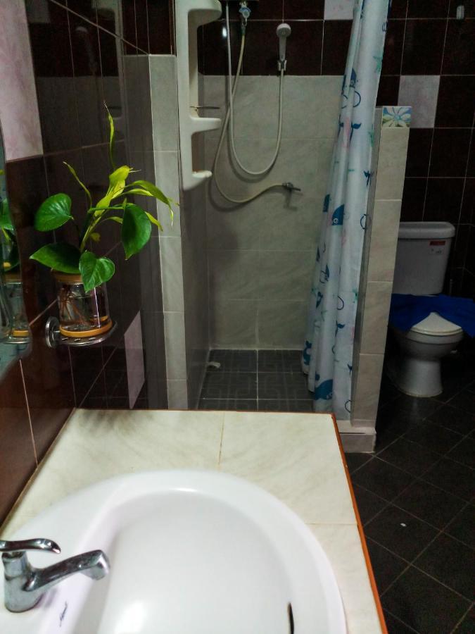 Kata Lina Guesthouse エクステリア 写真