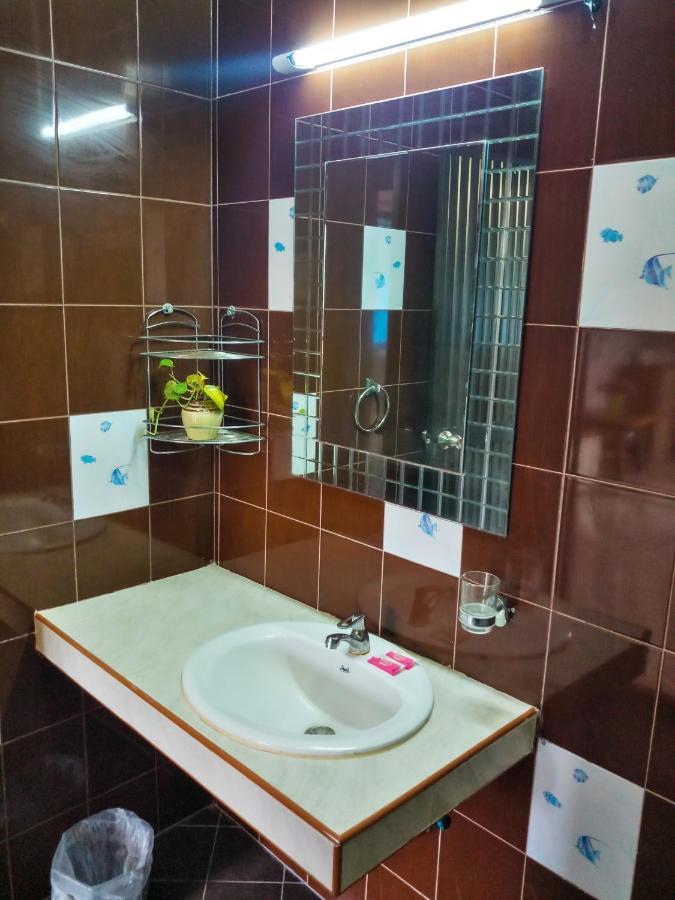 Kata Lina Guesthouse エクステリア 写真