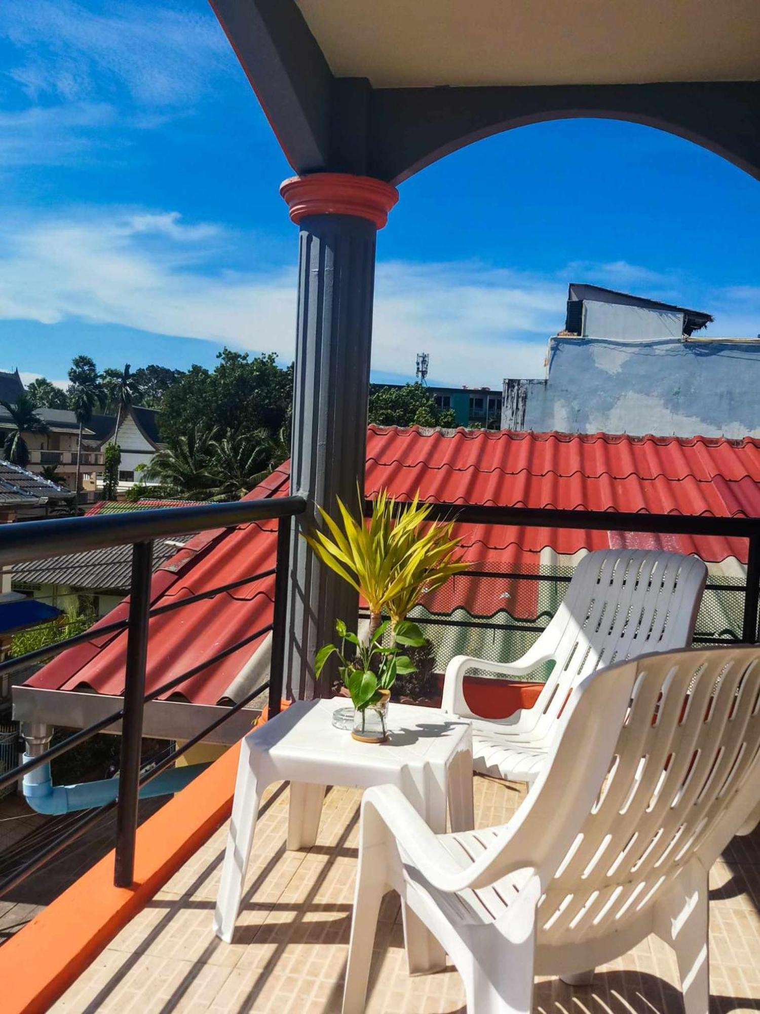 Kata Lina Guesthouse エクステリア 写真