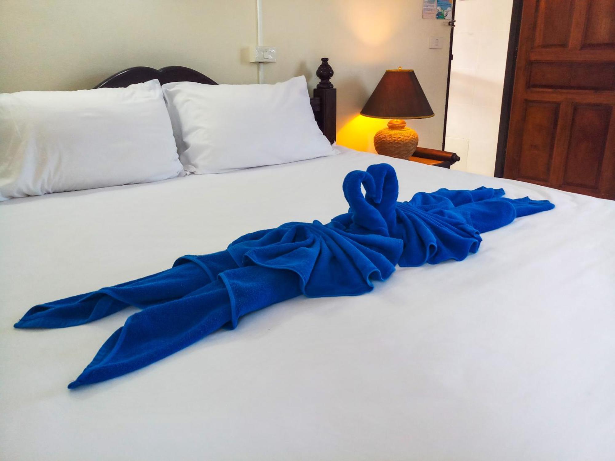 Kata Lina Guesthouse エクステリア 写真