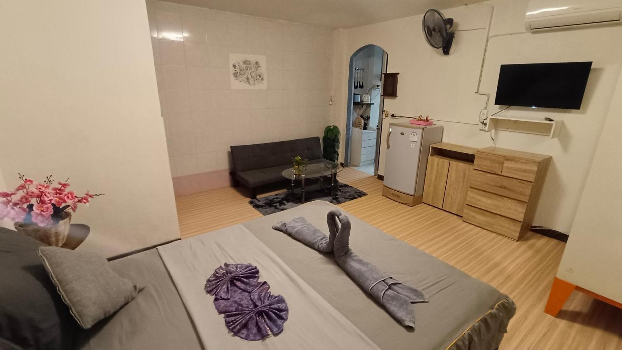 Kata Lina Guesthouse エクステリア 写真